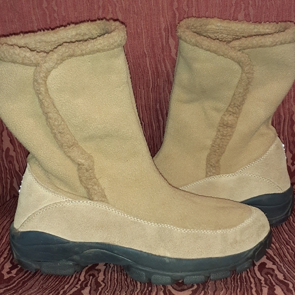 LANDS' END TAN FLUX FUR LINING WOMEN'S SIZE 9 - Picture 2 of 9